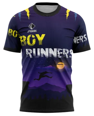 CAMISETA RUNNING COD. 072 MORADO - NEGRO - PAISAJE ANOCHECER - HOMBRE SALTANDO